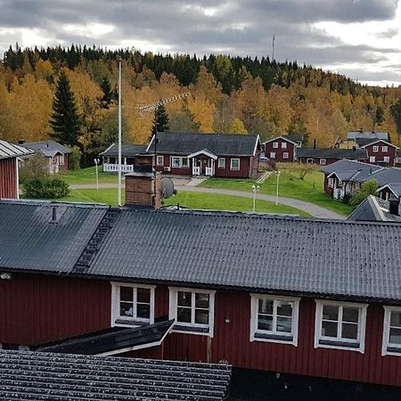 Готель Romme Stugby Бурленге Екстер'єр фото