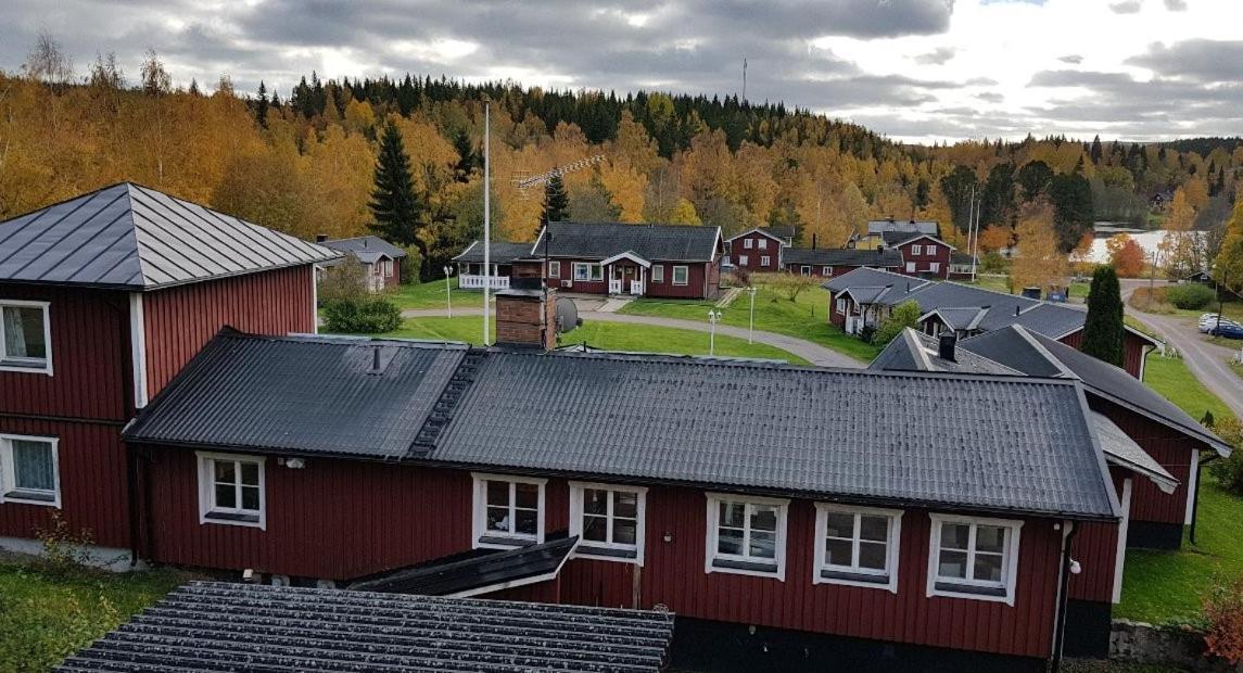 Готель Romme Stugby Бурленге Екстер'єр фото