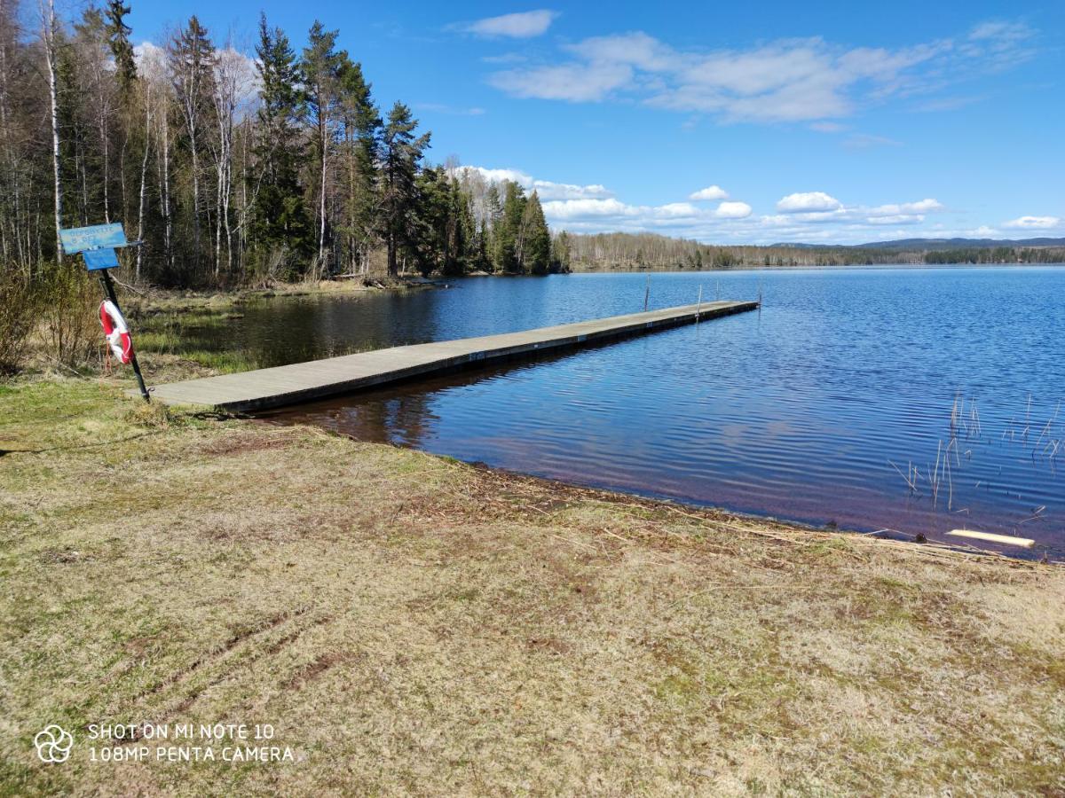 Готель Romme Stugby Бурленге Екстер'єр фото